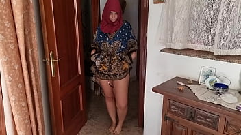 Malam Panas Dengan Gadis Berhijab