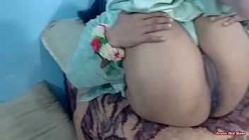 Gadis India Berhijab Digoyang Ganas