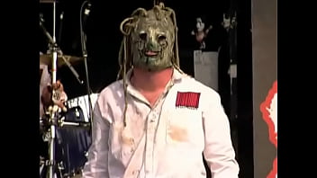 Menggoda Dengan Ganas: Slipknot Live Show 1999