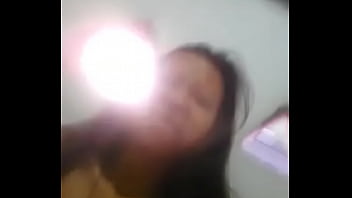 Risqia Lopes Menggoda Di Surabaya