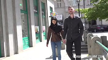 Muslimah Nakal Siap Melayani Nafsumu
