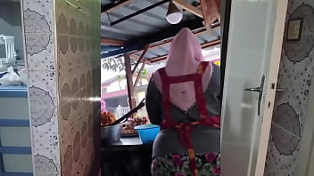 Montoknya Ibu Rumah Tangga Muslim Indonesia