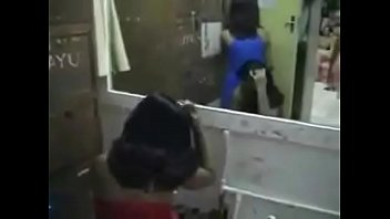 Gadis-gadis Indonesia Yang Menggoda