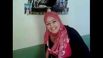 Hijab Menggoda Penuh Gairah