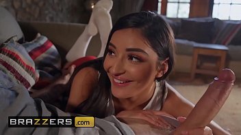 Remaja Suka Yang Besar – (emily Willis, Danny D) – Latihan Bikin Pelacur Sempurna – Brazzers