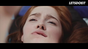 Adik Tiri Lesbian Membuat Kekasihnya Climax Dengan Sentuhan Mesra – Seorang Gadis Tahu Caranya