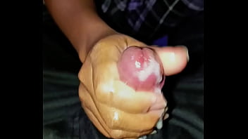 Kakakku Suka Menghisap Batang Panjangku