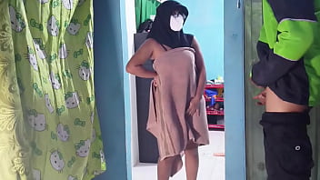 Tertangkap Basah Ojol Saat Lagi Asyik Ngesex Sendiri