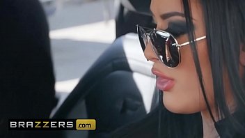Katrina Jade Dan Xander Corvus – Gila Asmara Di Jalanan