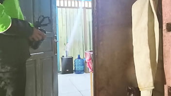 Tukang Ojol Ketahuan Lagi Asyik Ngesex Sendiri