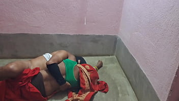 Malam Pertama Pengantin Baru India Yang Menggoda Di Rumah