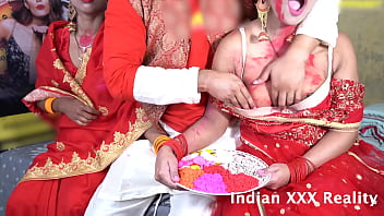 Pesta Holi India Yang Menggoda