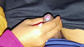 Tanteku Suka Penis Kecil