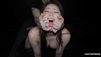 Pertama Kali Gadis Jepang Menikmati Kontol Besar