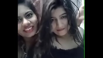 Gadis-gadis Desi Yang Menggoda