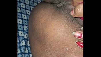 Alisha Bhabhi India Yang Menggoda, Menggeliat Dalam Kenikmatan Masturbasi Yang Menggairahkan
