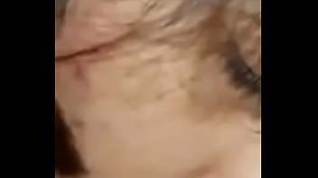 Suami Malam Ini Mengocok Kontolnya Sambil Mendengarkan Audio Hindi, Blowjob Desi Yang Panas