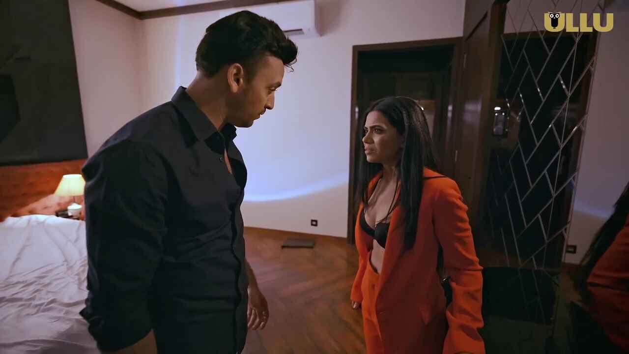 Office Seduction: The Boss’s Secret Desires Unleashed