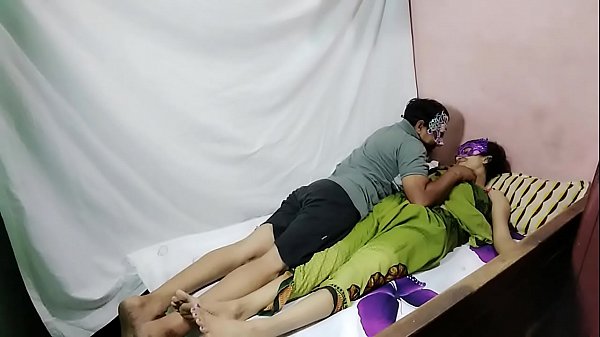 Anita Singh, Bhabhi India, Digoyang Dari Belakang Dengan Gaya Doggy