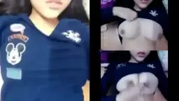 Bocil Chindo Pamer Payudara Montok Yang Menggoda