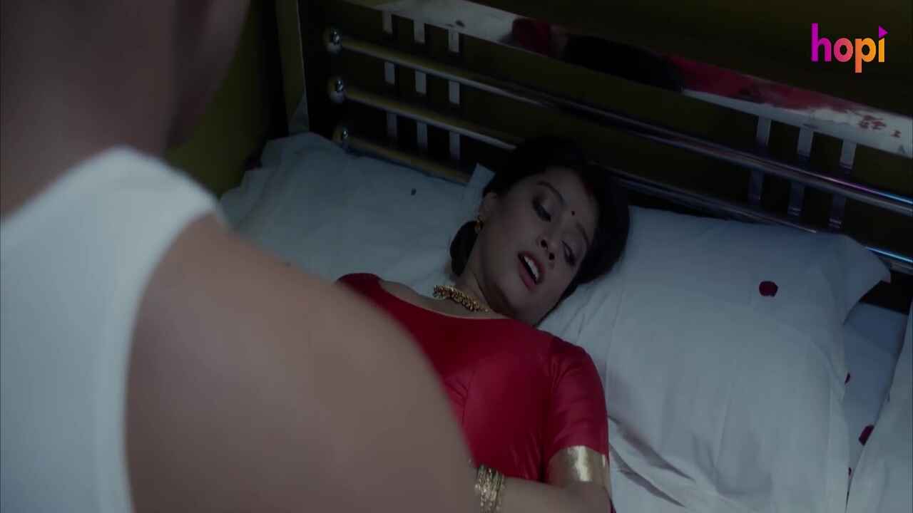 【父女乱伦】禽兽父亲,哄骗两个上小学的女儿乱伦,简直不是人