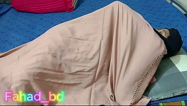 Desi Kakak Meniduri Adik Tiri Yang Menggairahkan – Episode 1