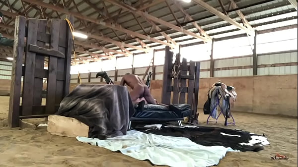 Cowboy Dan Indian: Sloan Rider Menggoda Coach Cardher & Randy Denmark