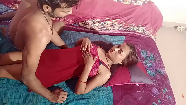 Istri Rumahan India Tercantik Dengan Payudara Besar Beraksi Mesra Dan Liar Bersama Suami – Audio Desi Hindi Penuh Gairah