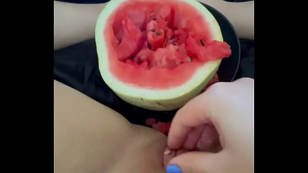 Semangka Memperbanyak Orgasme Wanita Buatan Rumahan-video Panjang Porno Arab Penuh 2025-amatir Saudi Terbaik-masturbasi Nganjil Putih Salju Arab-fetish Makanan Ekstrem-buah Di Memek Ketat Remaja-perempuan-los Angeles-usa