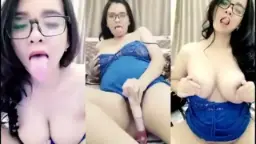 Ramora Hamil Ngaceng Mainin Dildo Sendiri