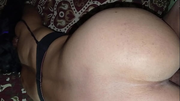 Desi Bhabhi Desa Yang Menggairahkan, Bercinta Liar Dengan Suaminya