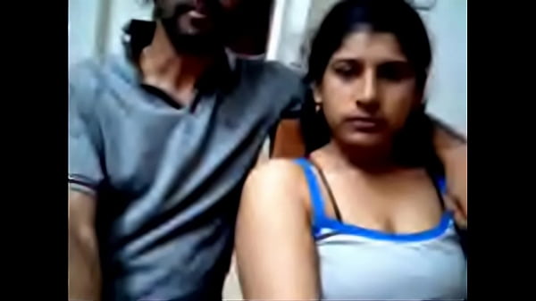 Pasangan Desi Doyan Pamer Bugil Di Depan Webcam