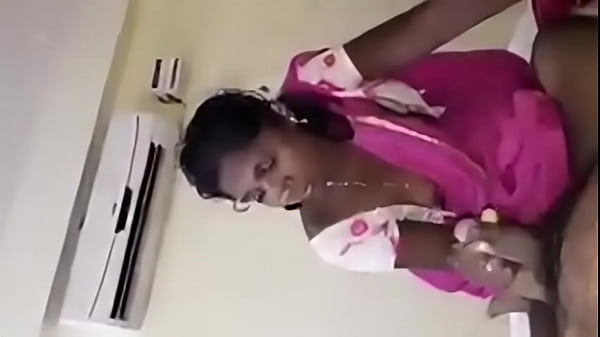 Desi Aunty Lagi Ngeblow Hot, Bikin Makin Tegang