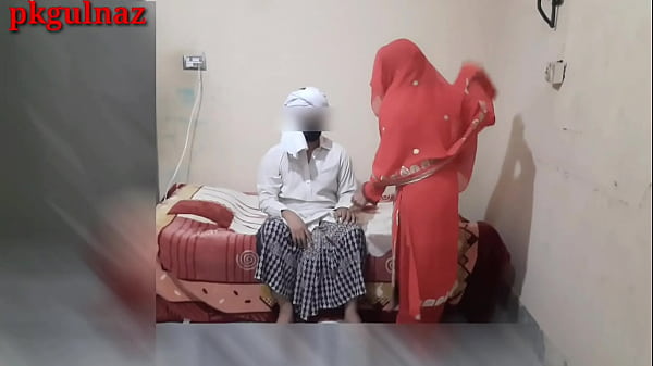 Sasur Ji Nikal Diya Nayi Bahu Rani Ko, Aawaz Mein Hindi Ki Garmi Aur Cheekhen