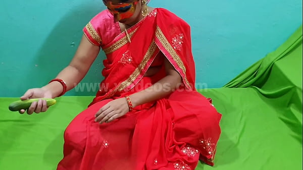 Desi Bhabhi Dihisap Kontol Devar Di Alam Terbuka