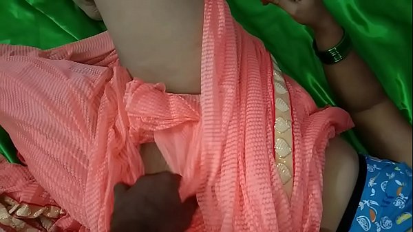 देसी सविता की गर्म चुदाई का मजा