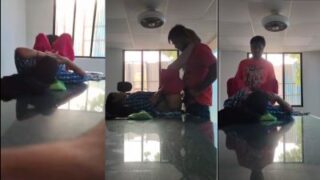 Video Mesum Di Kantor, Bos Ngewe Temen Kerja Di Atas Meja, Gerakannya Bikin Makin Panas.