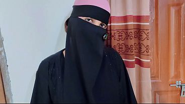 Hijab Jalang Jasmine Digebukin Sama Orang Asing, Ngewe Brutal