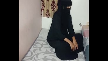 Gadis Bercadar Main Belakang Sama Sopir Pribadi, Sangeknya Gak Ketahan.
