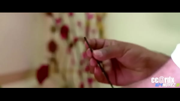 Main Kya Bolu, Teri Choot Ki Pyaas Bujhaane Ke Liye?