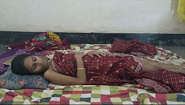Desi Bhabhi Digebah Tetangga Sampai Meringis Kejang