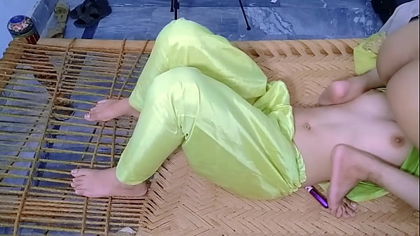 Pasangan India Dewasa Mesra Di Ranjang, Main Peran Fantasi Panas – 18+