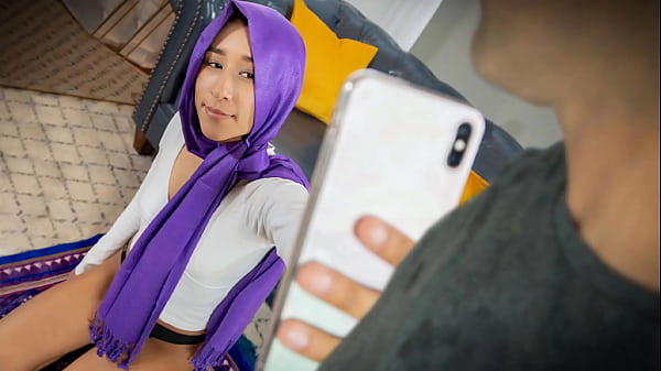 Cewek Hijab Ajak Pacarnya Ke Ranjang, Berontak Dengan Cara Paling Nakal Dan Bikin Malu!