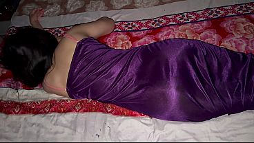 Aku Ngencrotin Memek Tanteku Sampe Dia Ngompol