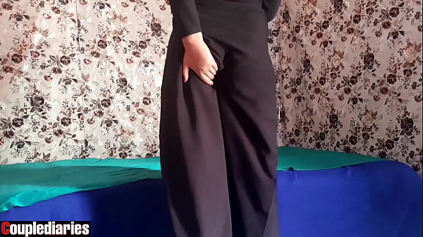 Isteri Arab Berhijab Lagi Horny, Manggil-manggil Selingkuhannya