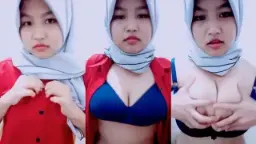 Ukhty Seksi Remas-remas Toket Montok Gede Banget.