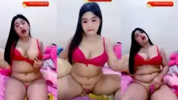 Valerinakesya, Montok Menggoda Pake Toge, Host Bling-bling Bikin Crot.