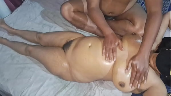 Desi Indian Hot Bhabhi Pijat Telanjang Penuh