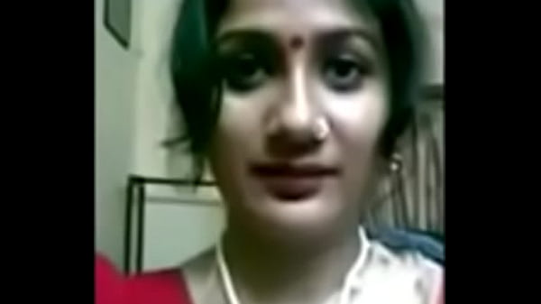 Desi Istri Bengali Montok, Susu Gede Goyang-goyang Bikin Ngiler