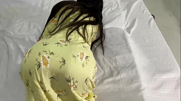 Ibu Minta Bayaran Susu, Tapi Malah Buka Baju Dan Sodorkan Pantatnya Buat Ditusuk (tusukan Anal)